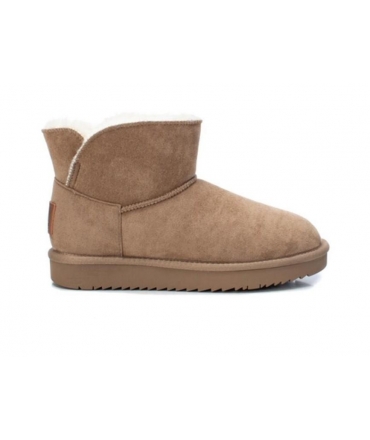 XTI Stivaletti finto pelo beige imbottiti caldi scarpe vegan modello slip-on in peluche