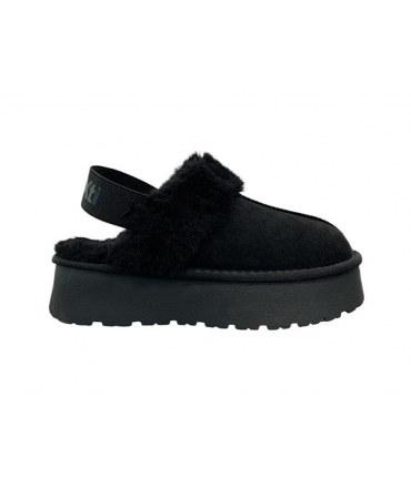 XTI Black Vegan Faux Fur Warm Padded Platform Slip-On Plush Clogs